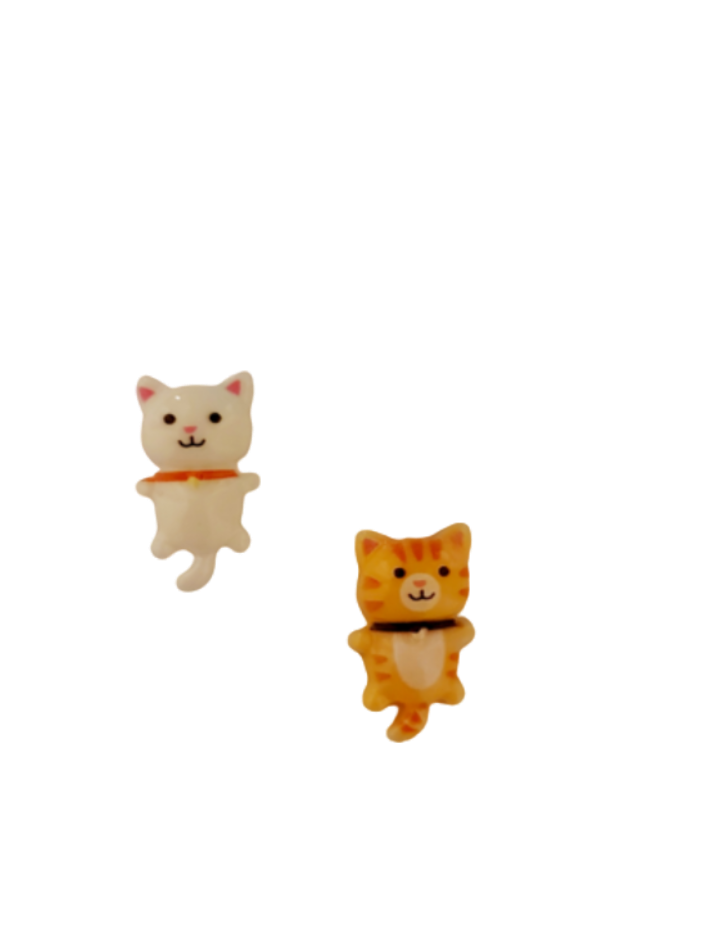 Cat resin magnets